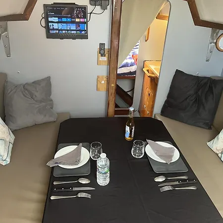 Hotel Nuits Enchantees Sur Les Flots Embarquez Pour Aventure Inedite A